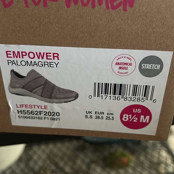 Ryka Empower Palomagrey 8.5 M slip-ons - Picture 4 of 4